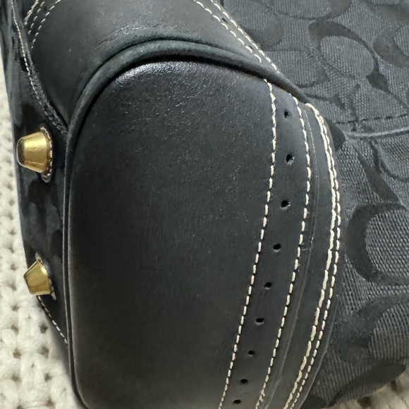 Coach Tote Bag - Picture 4 of 6